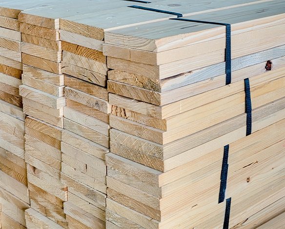 Premium, high quality lumber used for custom deck or fence project.